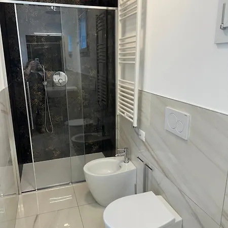 Lejlighed Palace With Small Swimming Pool, Private Beach, Parking Lido di Jesolo