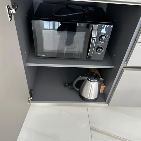 Palace With Small Swimming Pool, Private Beach, Parking * Lido di Jesolo